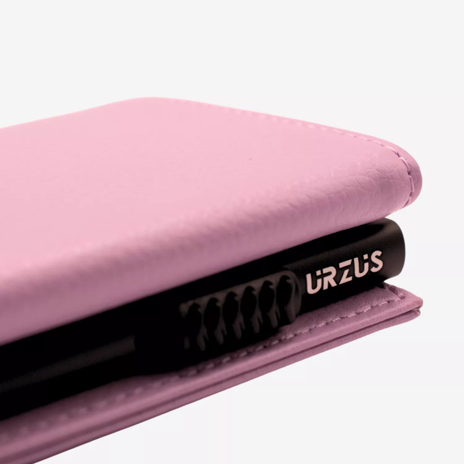 Billetera Anticlonación en cuero Purple US302, vista lateral — accesorio compacto y elegante de Urzus